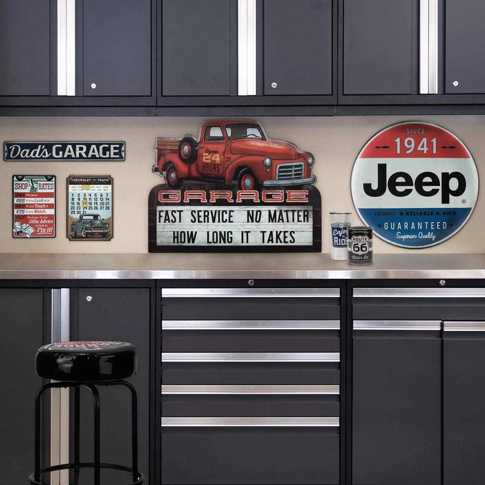 Cartel Troquelado - DAD’S GARAGE