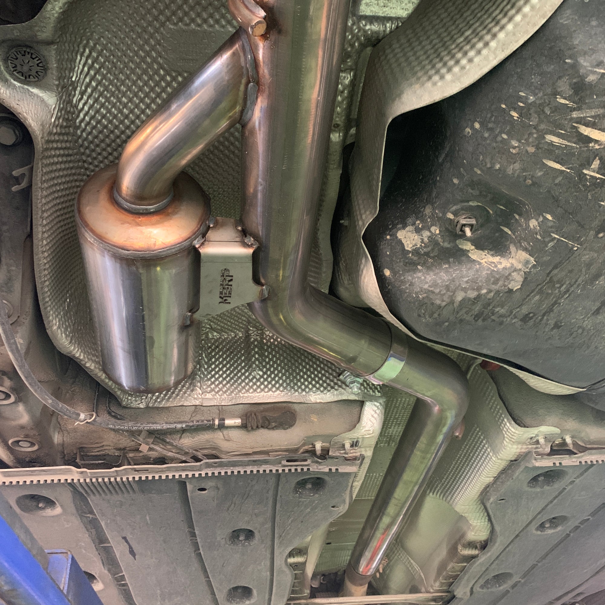 S46063CF MBRP 15-17 VW 2.0L Turbo Golf GTI MK7 3in T304 Cat Back Exhaust w/ Dual Split Rear Exit