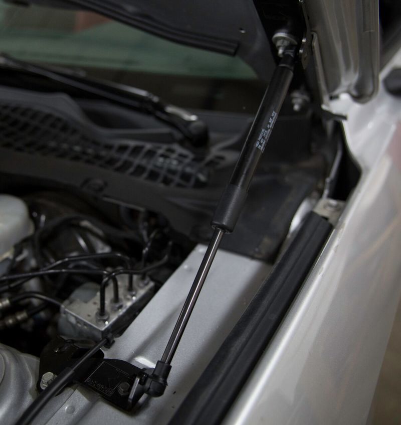 422043 ROUSH 2015-2019 Ford Mustang Hood Strut (w/o Active Hood Saftey)