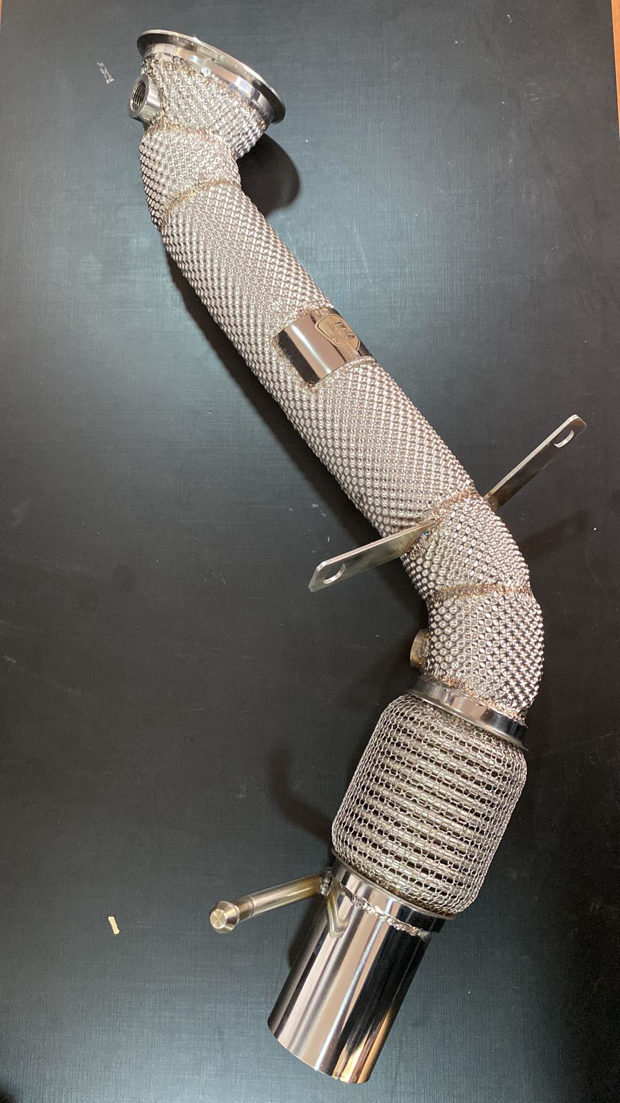 BMW 114i 116i 118i 120i F20 F21 F22 F30 N13 1.6T Downpipe Sin Catalitico